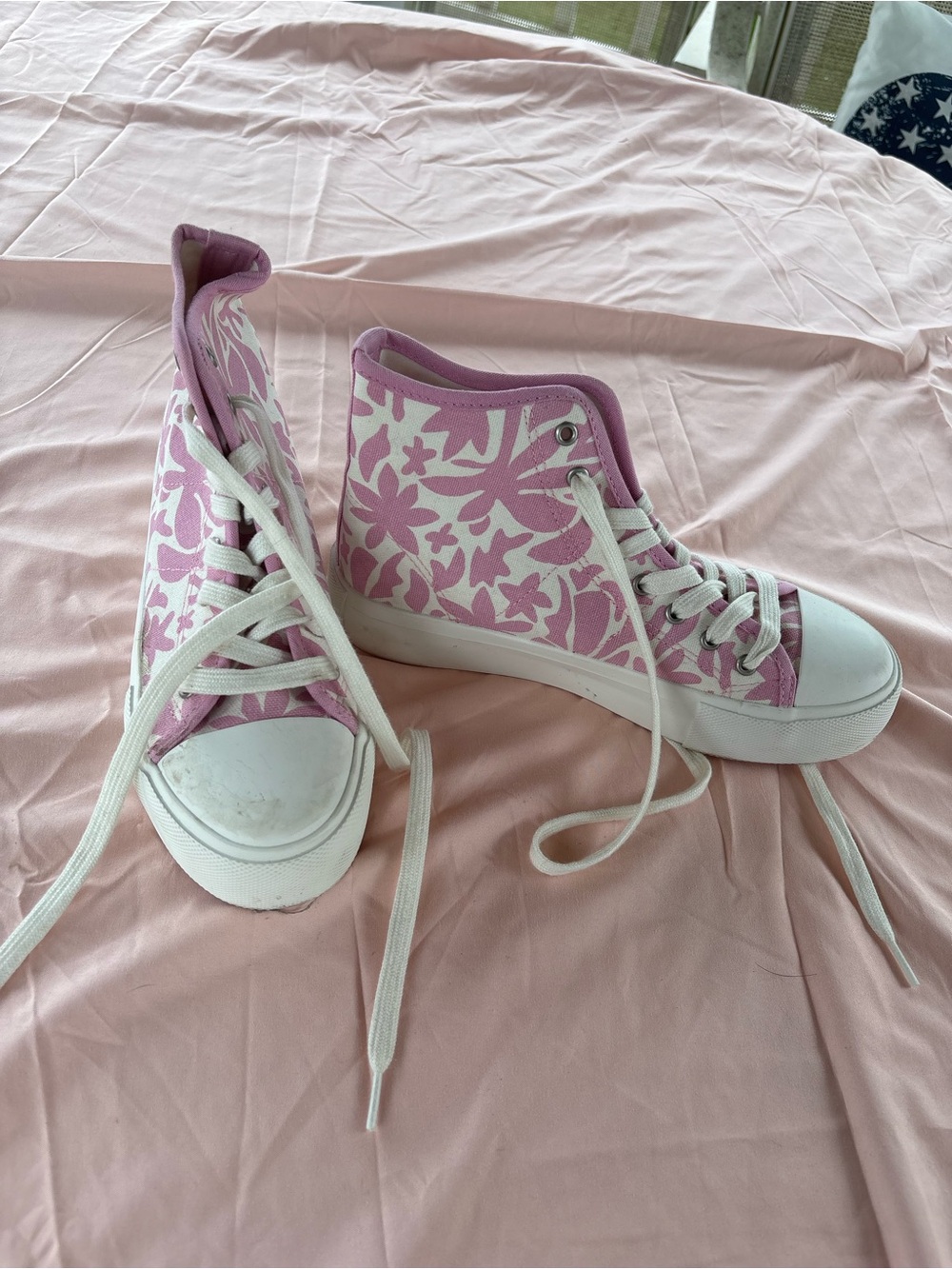 Pink Floral High-Top Sneakers for Women - Casual Lace-Up